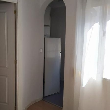 Apartamento En C. Maria Luisa 2 Dormitorios Мадрид Экстерьер фото